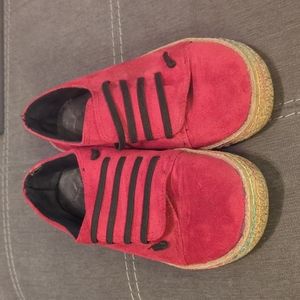 Red Suede Flat Boat Shoes Rainbow Slide On Loafer Style Womens Size 9 Cute! 👟❤️